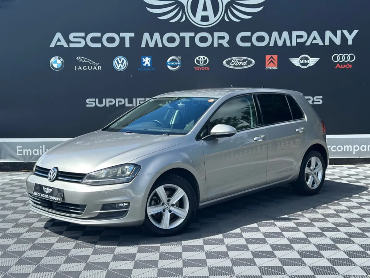 Volkswagen Golf Hatchback, Petrol, 2015, Grey