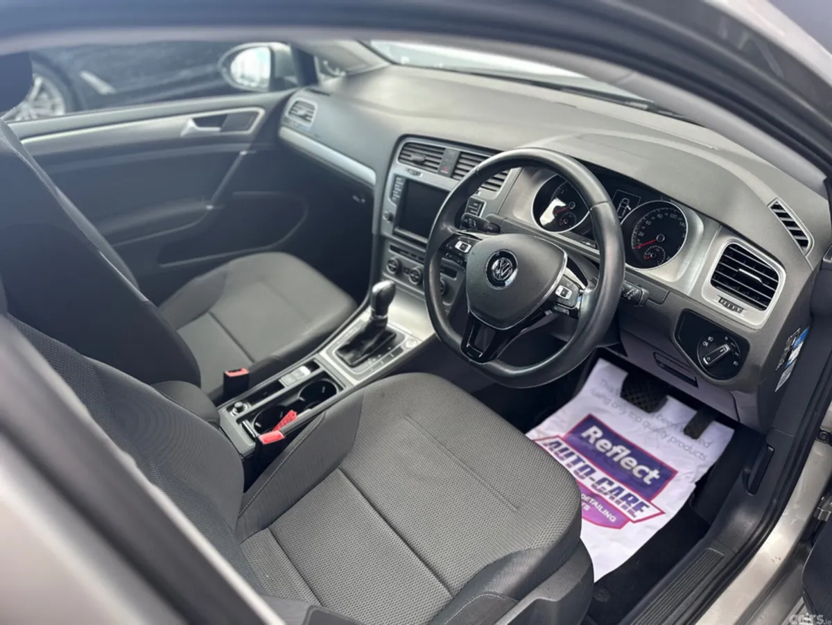 Volkswagen Golf Hatchback, Petrol, 2015, Grey