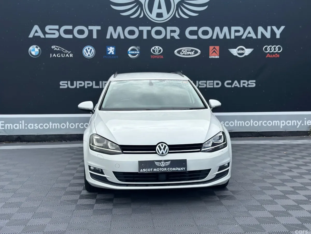 Volkswagen Golf Estate, Petrol, 2015, White