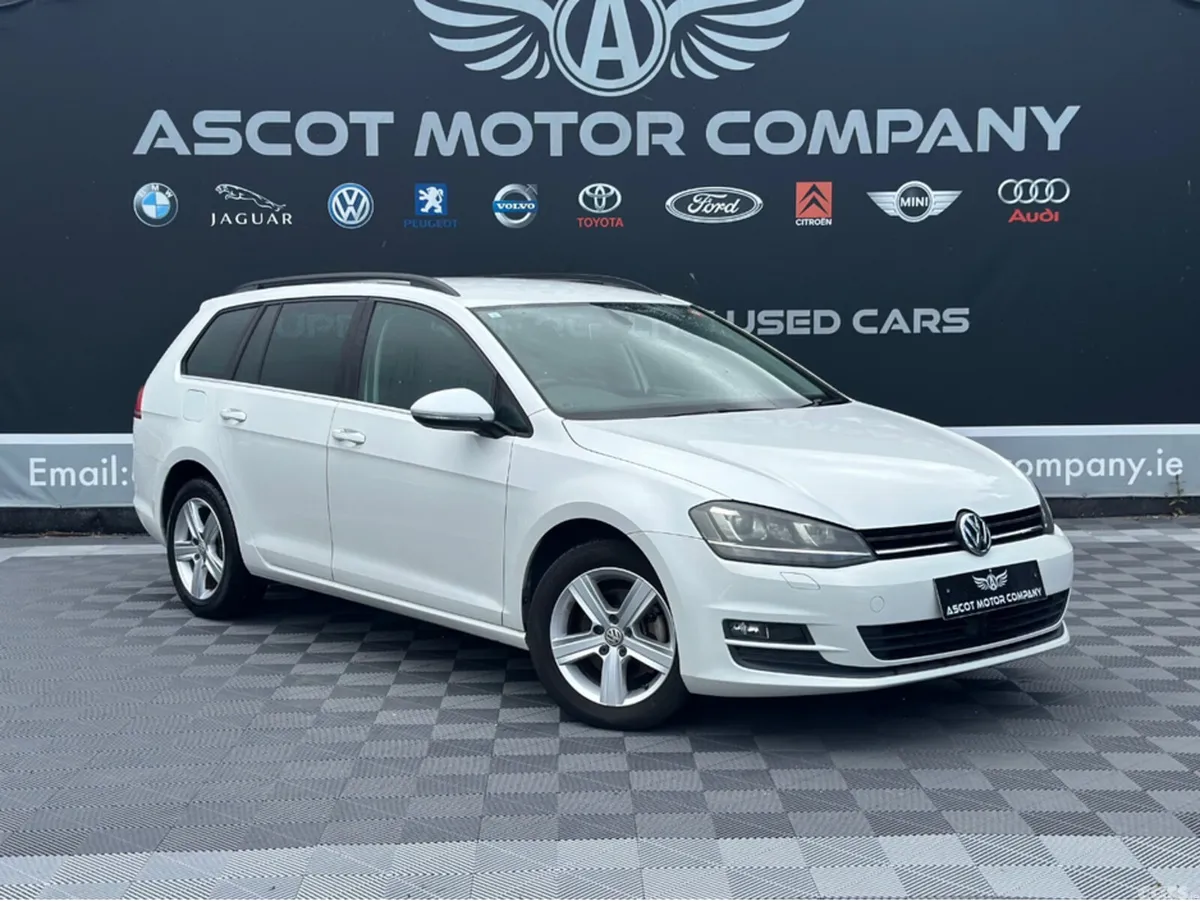 Volkswagen Golf Estate, Petrol, 2015, White