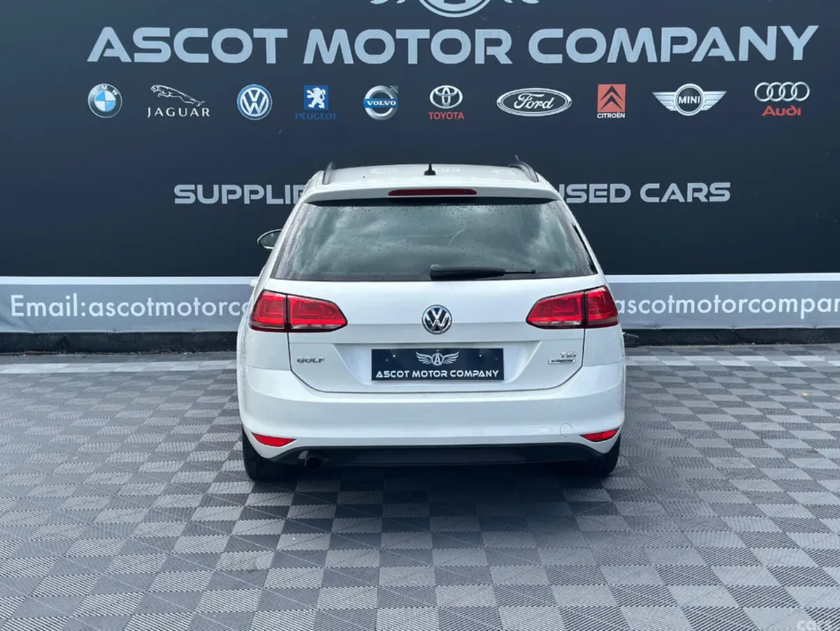 Volkswagen Golf Estate, Petrol, 2015, White