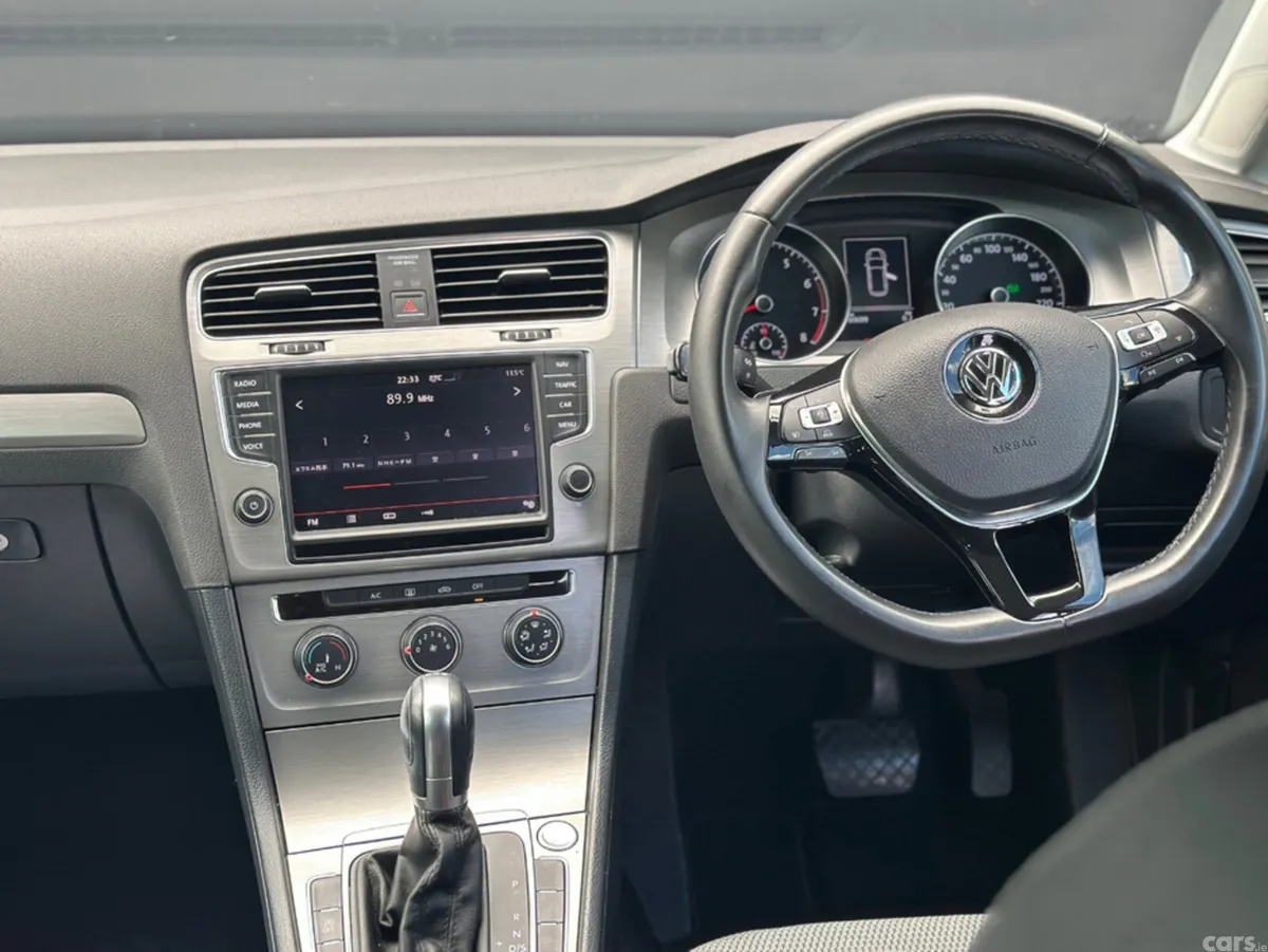Volkswagen Golf Estate, Petrol, 2015, White
