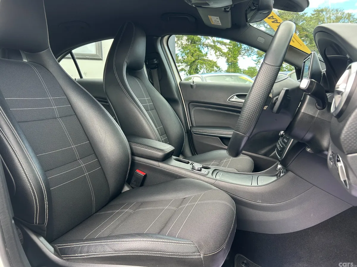 Mercedes-Benz A-Class Hatchback, Petrol, 2015, White