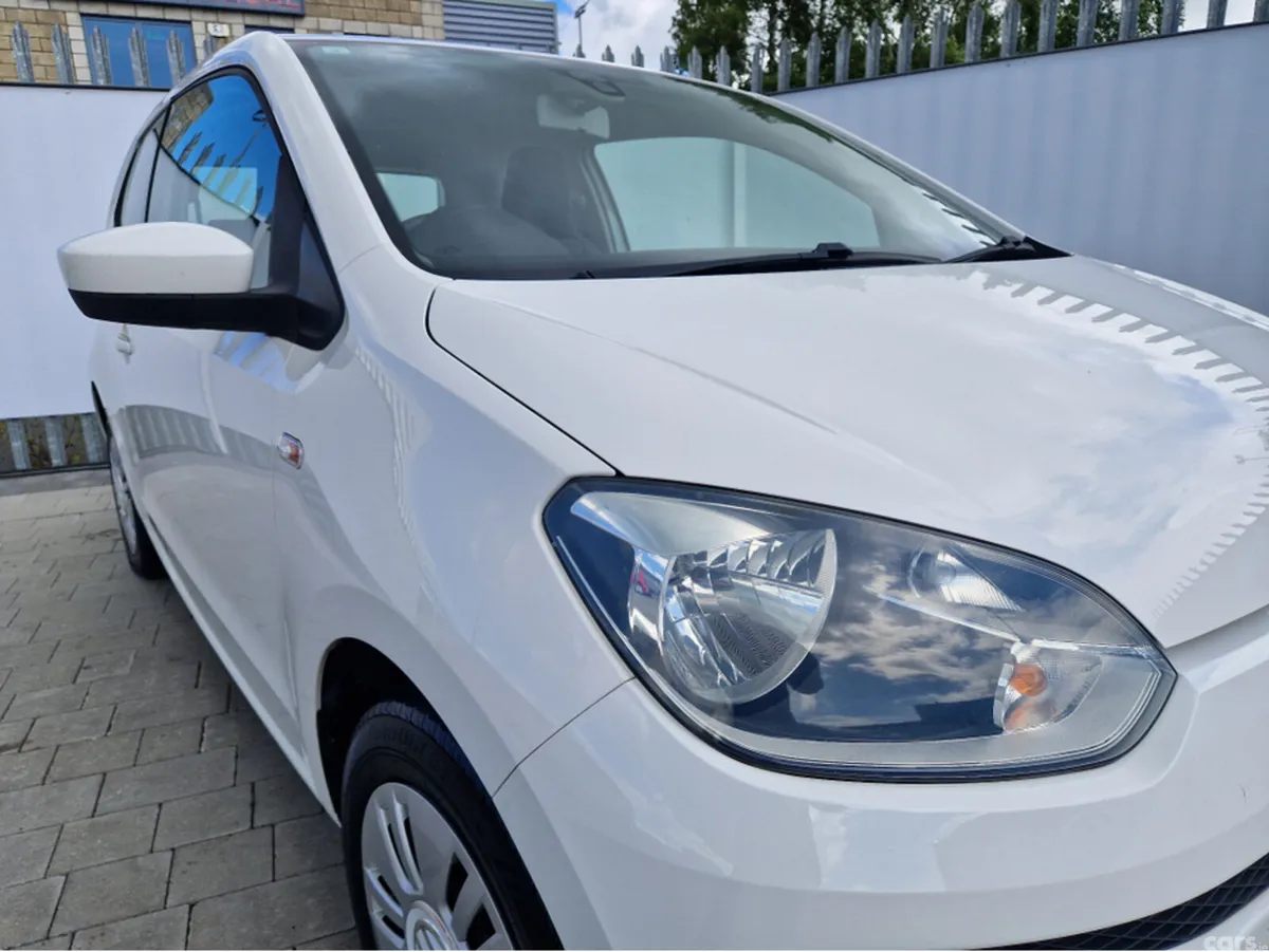 Volkswagen up! Hatchback, Petrol, 2013, White
