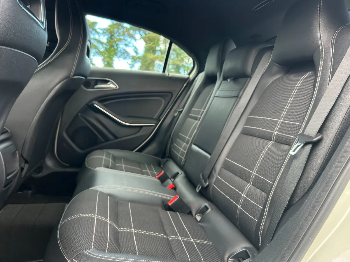 Mercedes-Benz A-Class Hatchback, Petrol, 2015, White