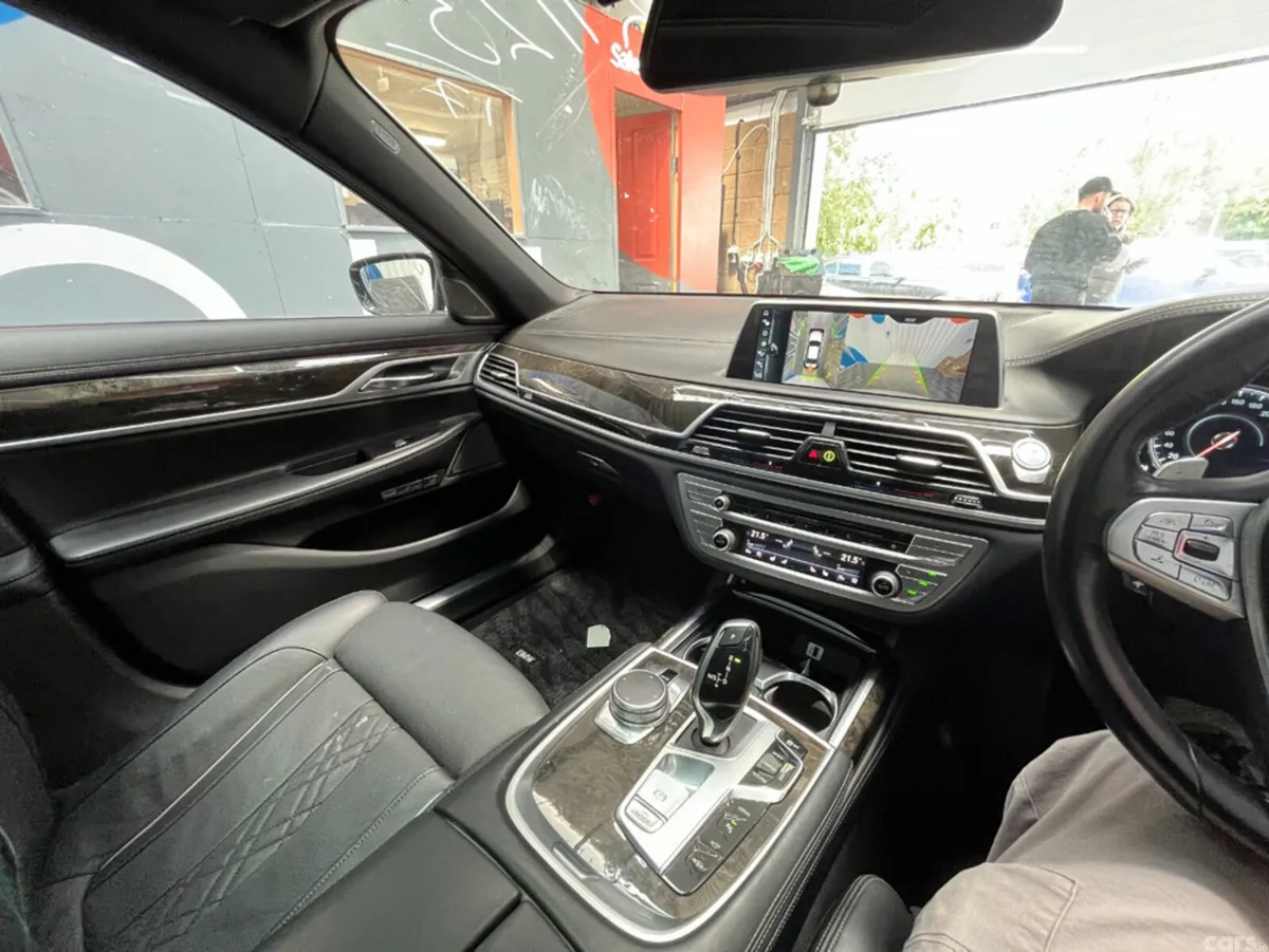 BMW 7-Series Saloon, Petrol Plug-in Hybrid, 2017, White