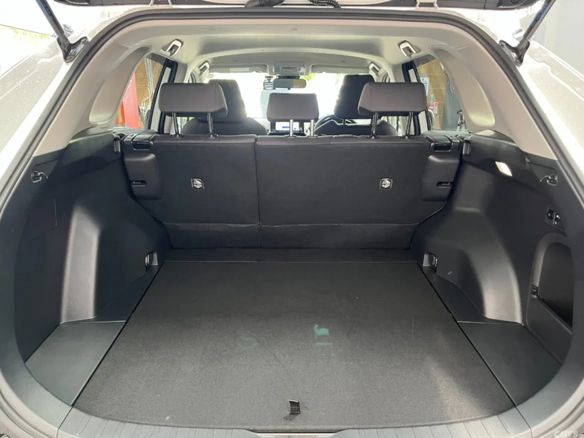 Toyota RAV4 SUV, Petrol Hybrid, 2024, White