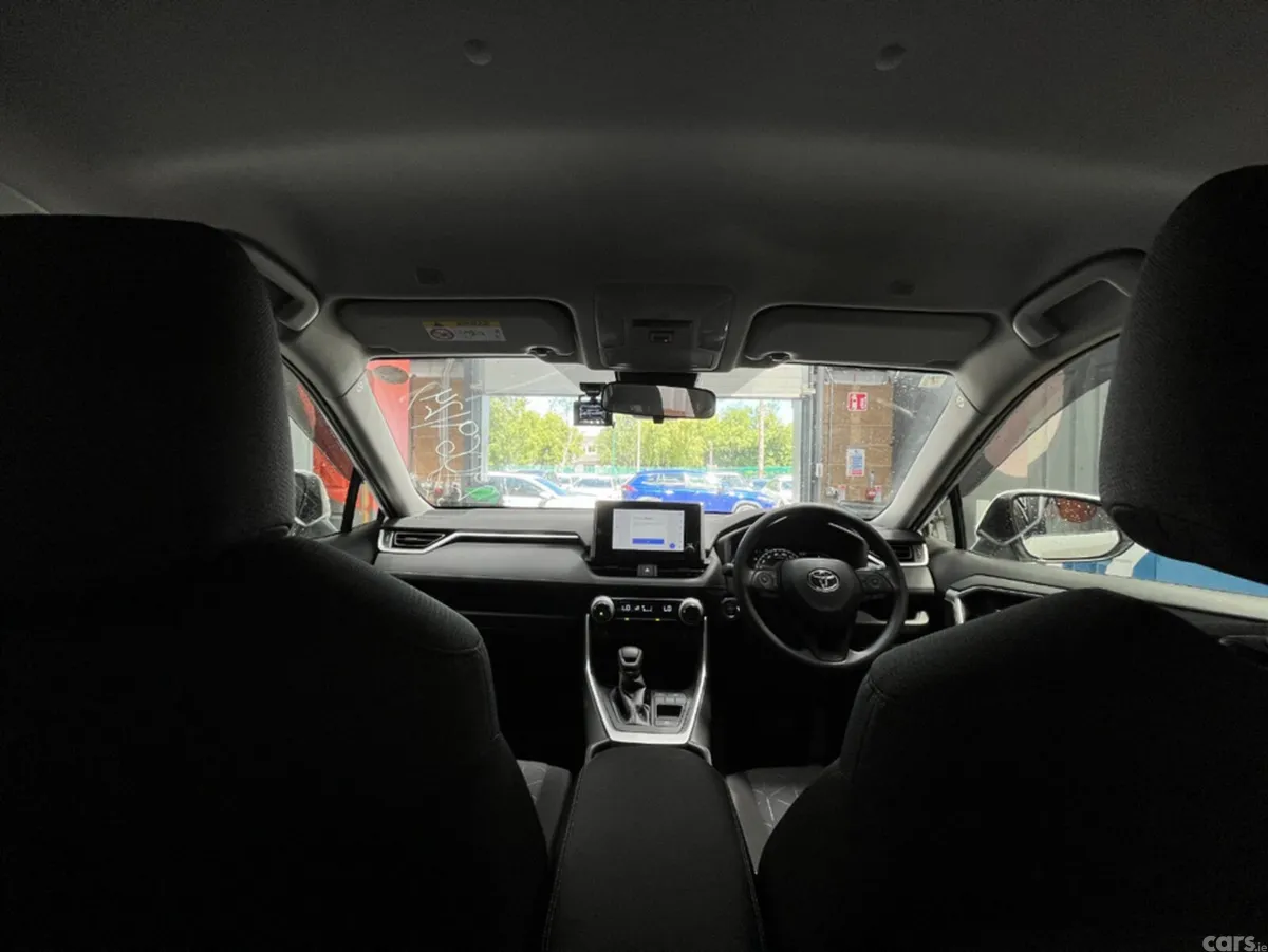 Toyota RAV4 SUV, Petrol Hybrid, 2024, White