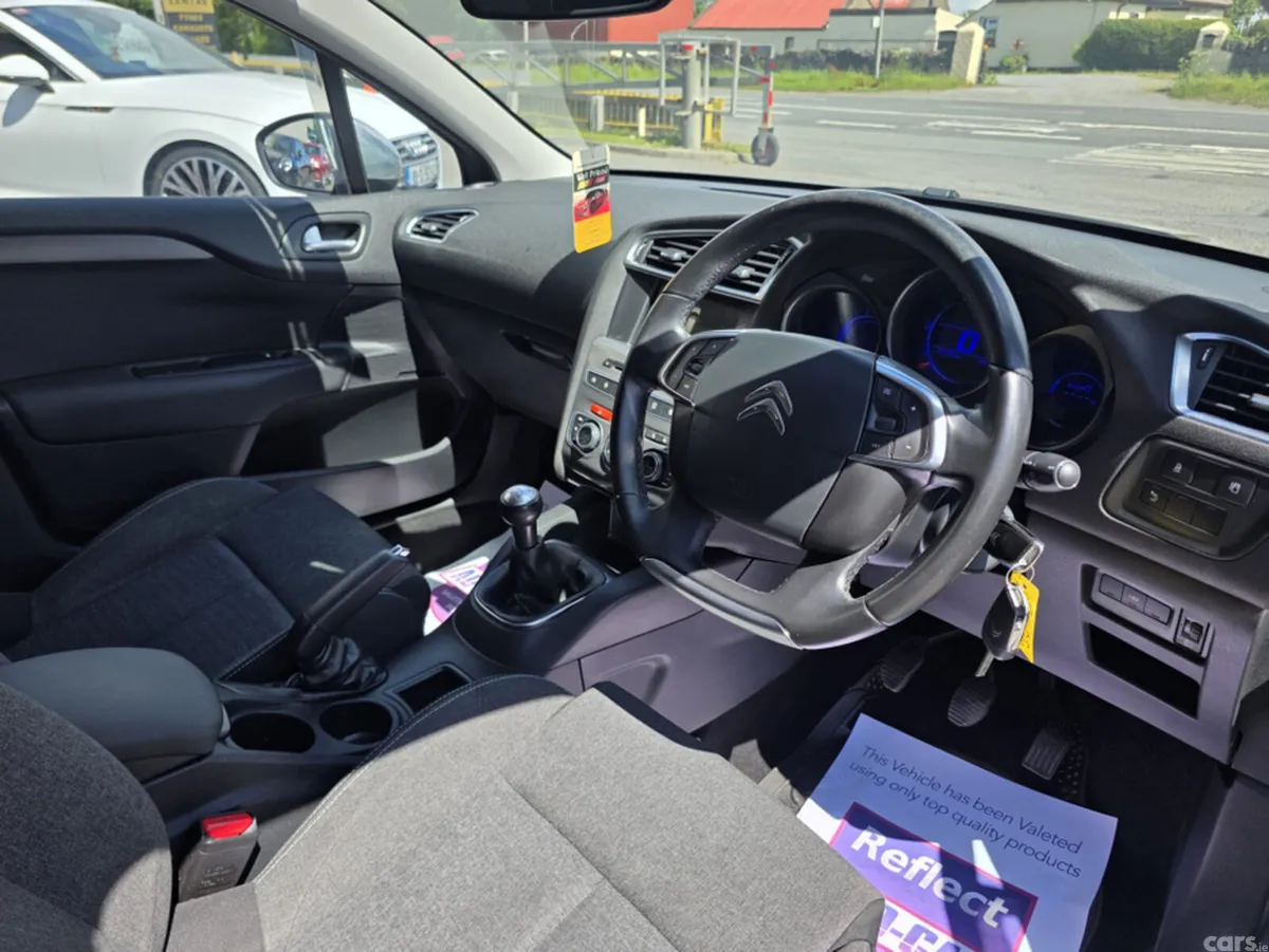 Citroen C4 Cactus Hatchback, Diesel, 2015, Grey
