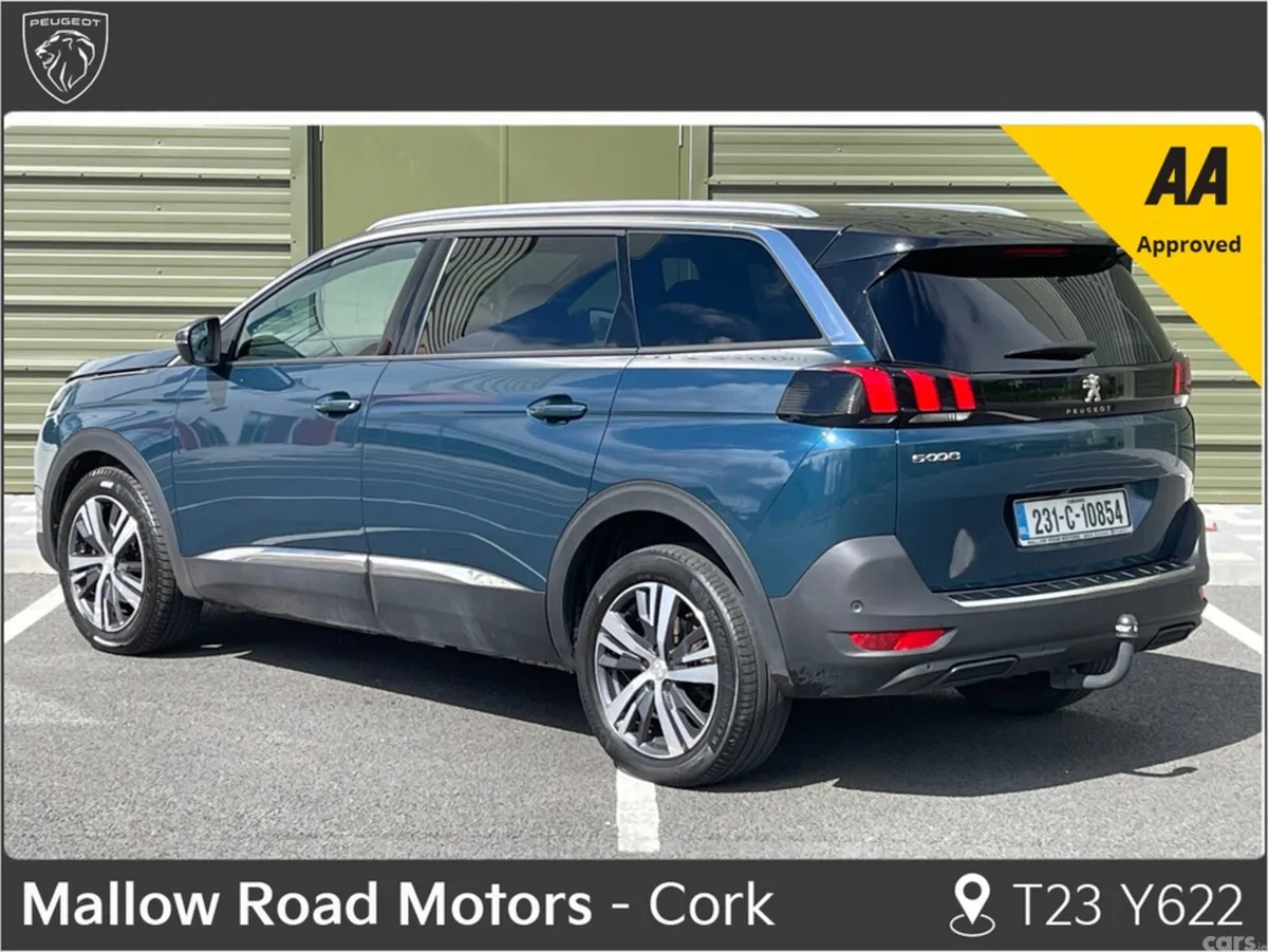 Peugeot 5008 SUV, Petrol, 2023, Blue