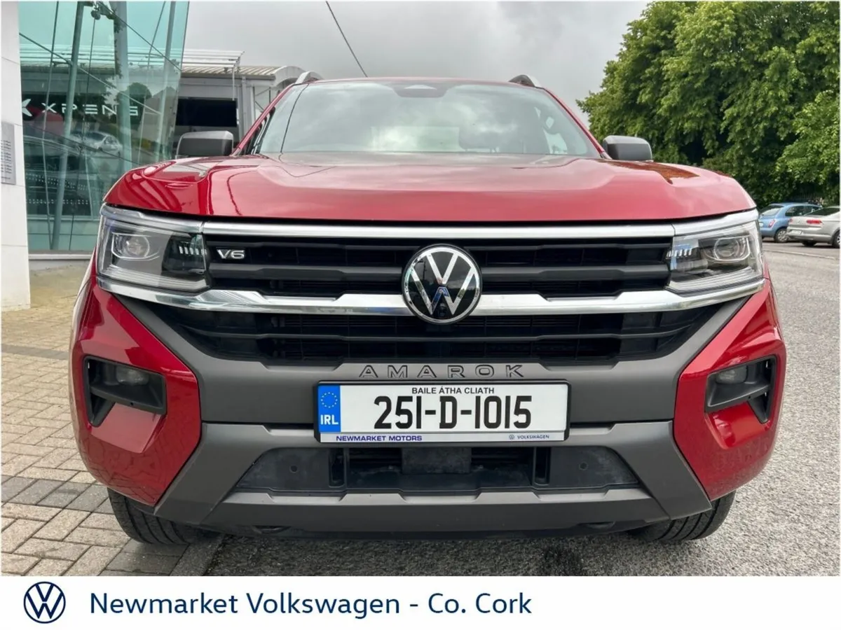 Volkswagen Amarok MPV, Diesel, 2025, Red