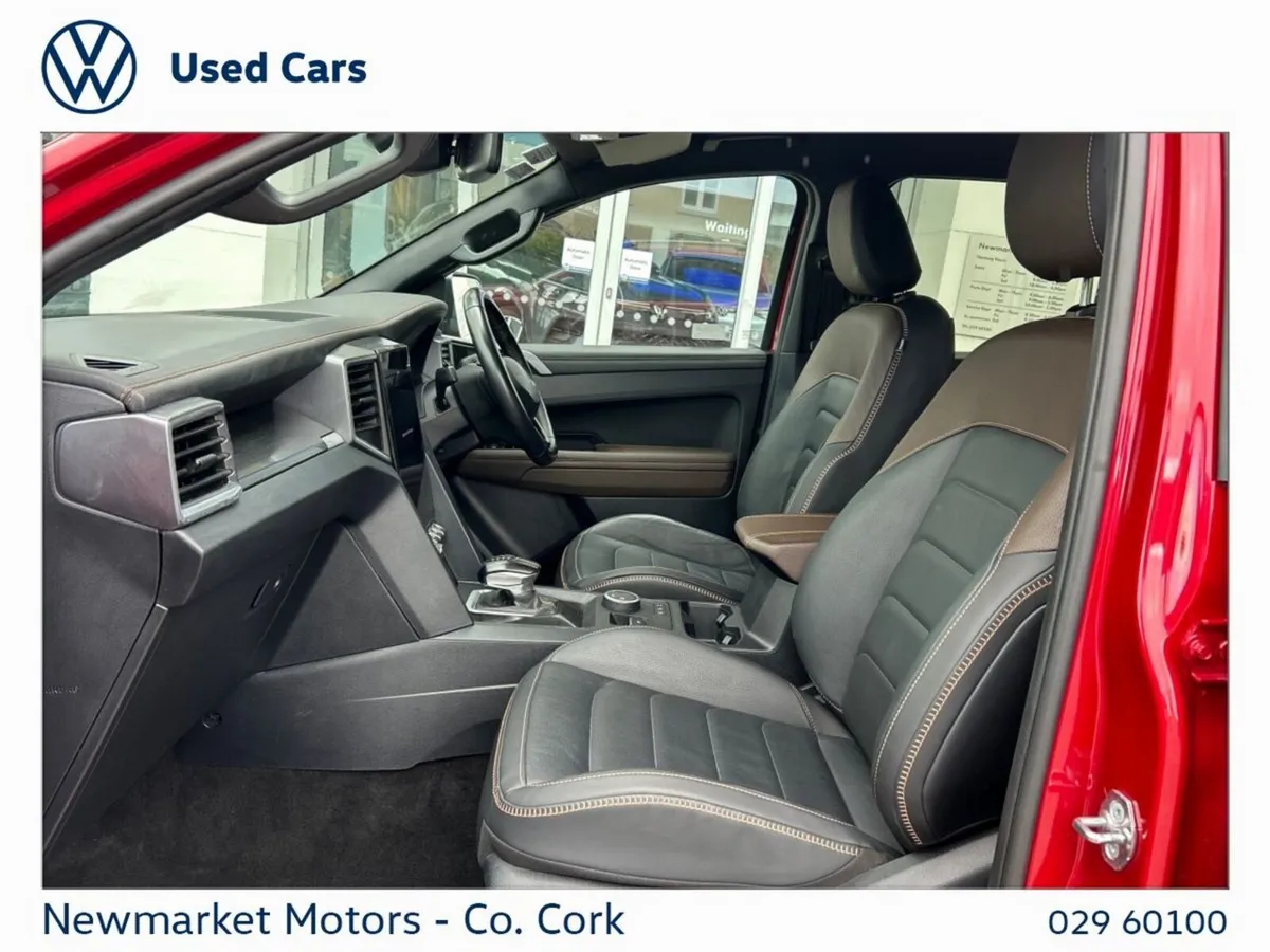 Volkswagen Amarok MPV, Diesel, 2025, Red
