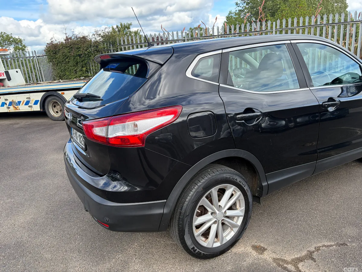 Nissan Qashqai Hatchback, Petrol, 2014, Black