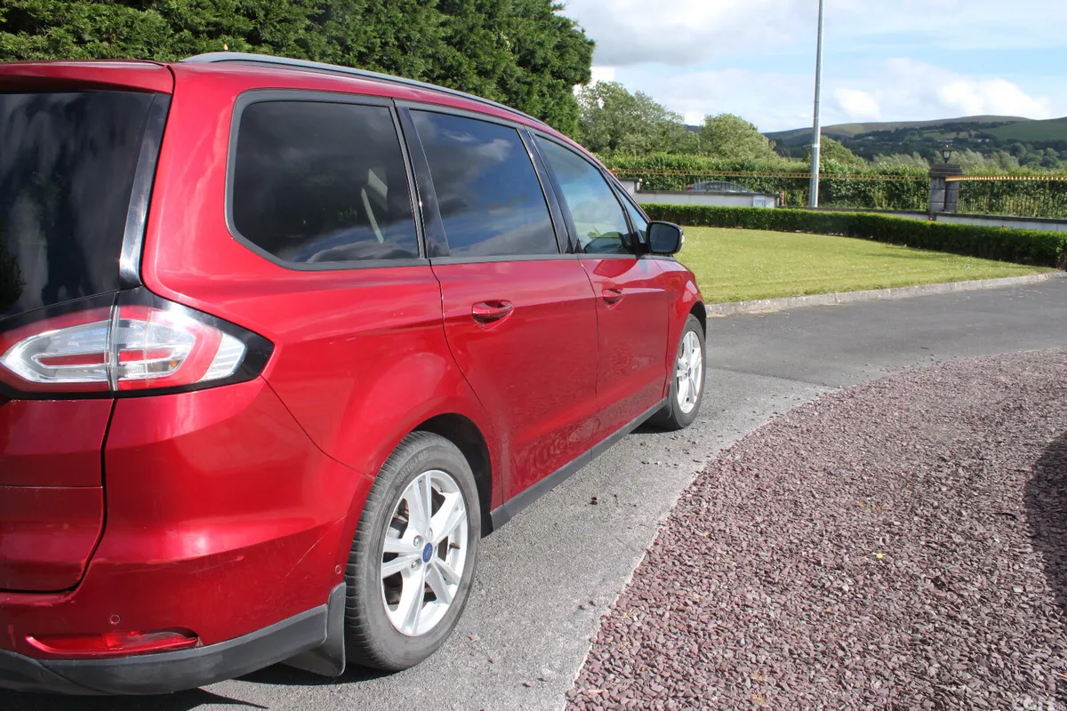Ford Galaxy MPV, Diesel, 2017, Red