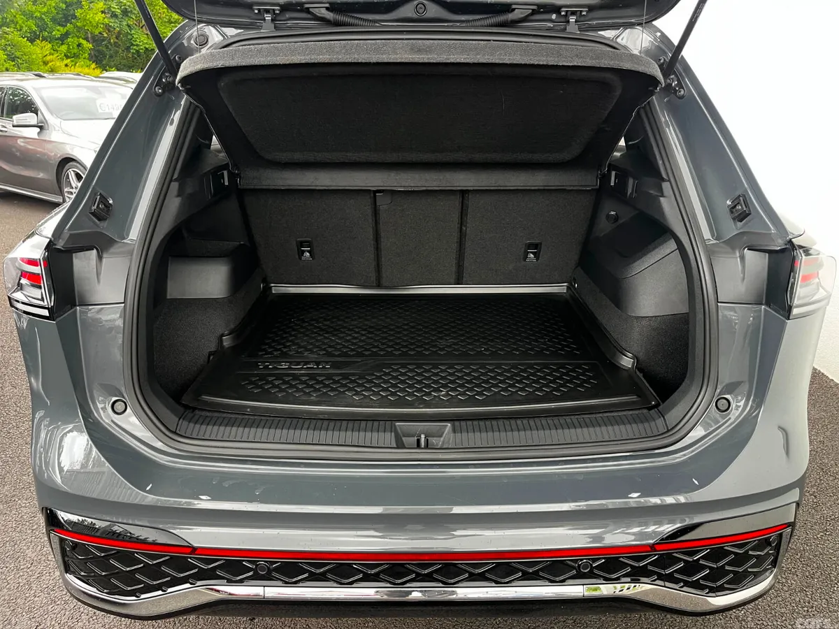 Volkswagen Tiguan SUV, Diesel, 2024, Grey