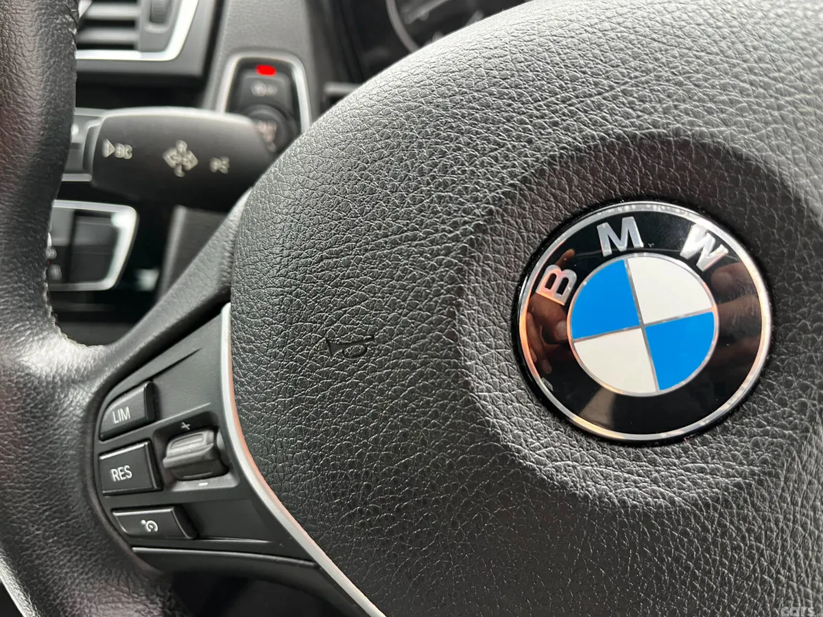 BMW 1-Series Hatchback, Petrol, 2015, Blue