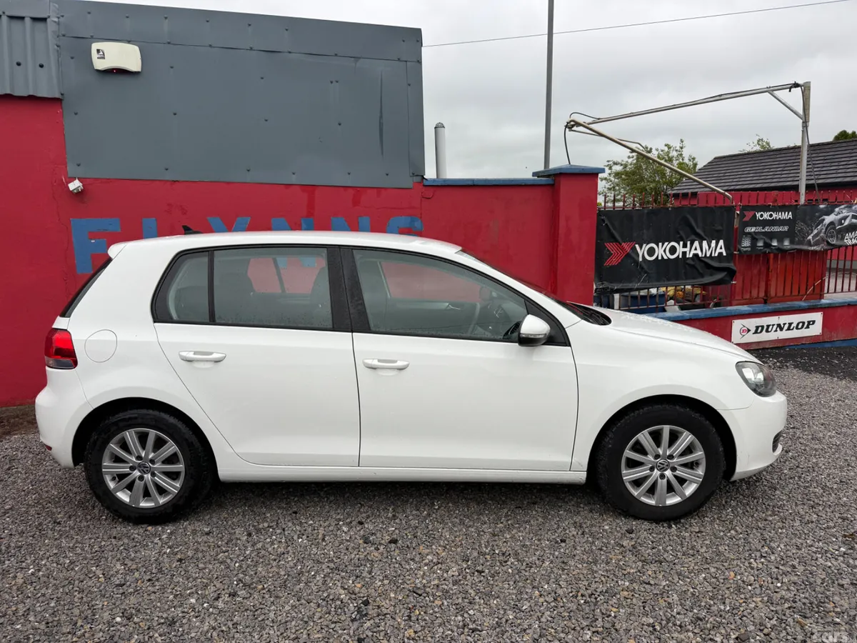 Volkswagen Golf Hatchback, Petrol, 2012, White
