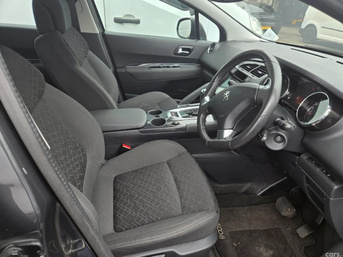 Peugeot 3008 MPV, Diesel, 2016, Grey