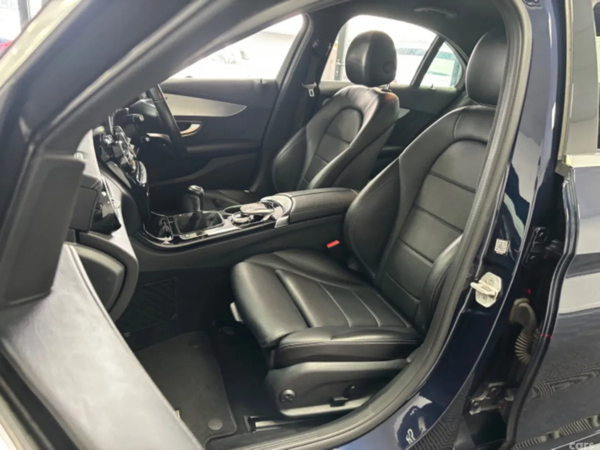 Mercedes-Benz C-Class Saloon, Diesel, 2016, Blue