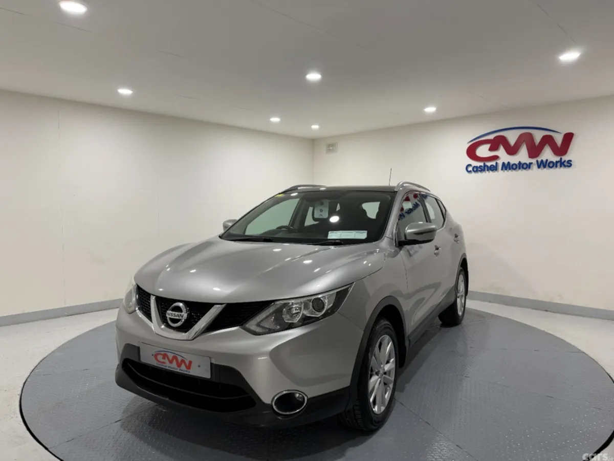 Nissan Qashqai SUV, Diesel, 2017, Grey