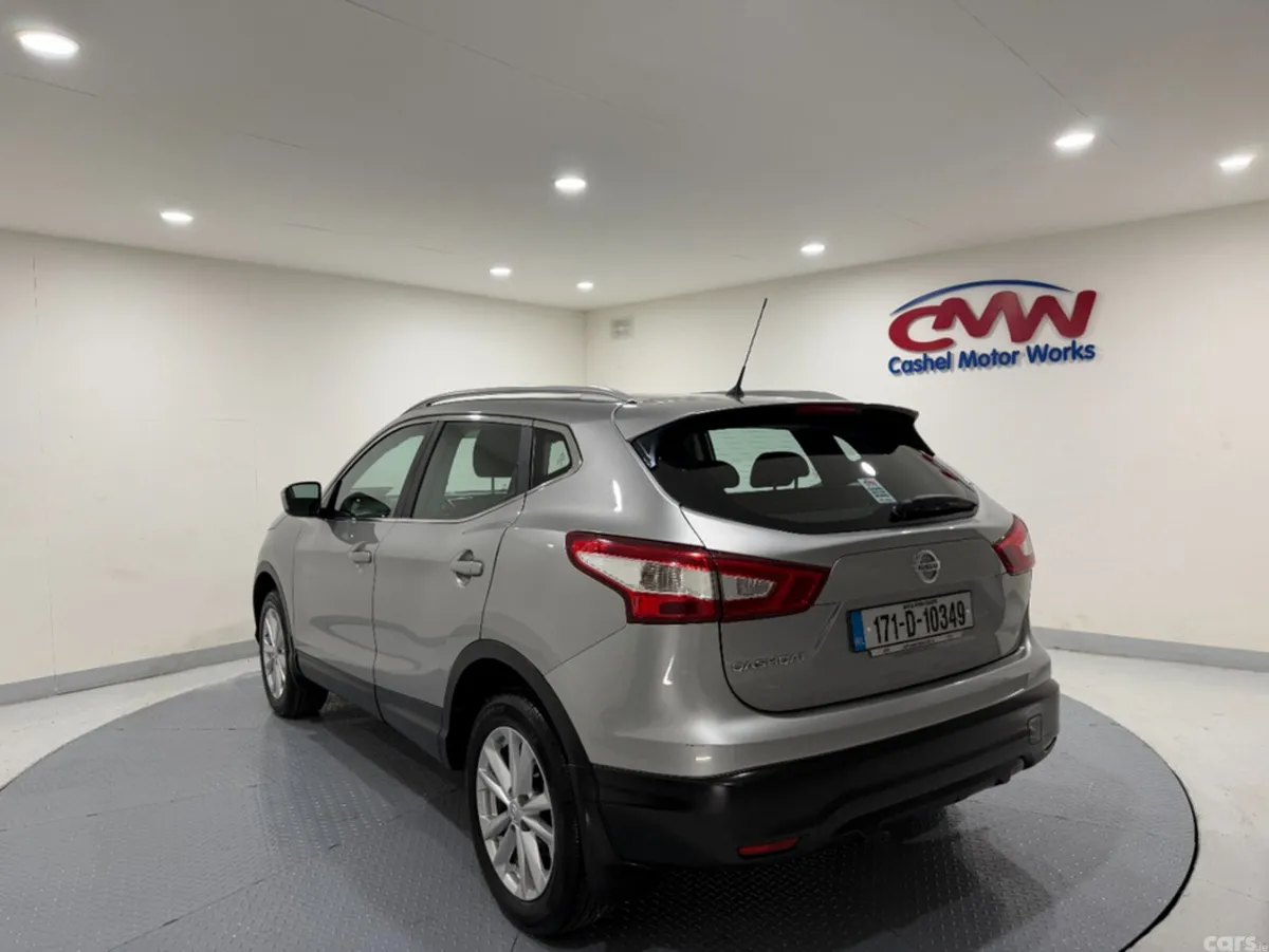 Nissan Qashqai SUV, Diesel, 2017, Grey