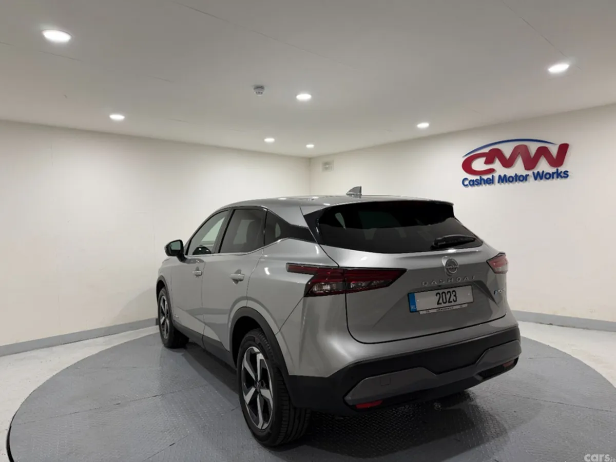 Nissan Qashqai SUV, Petrol Hybrid, 2023, Silver
