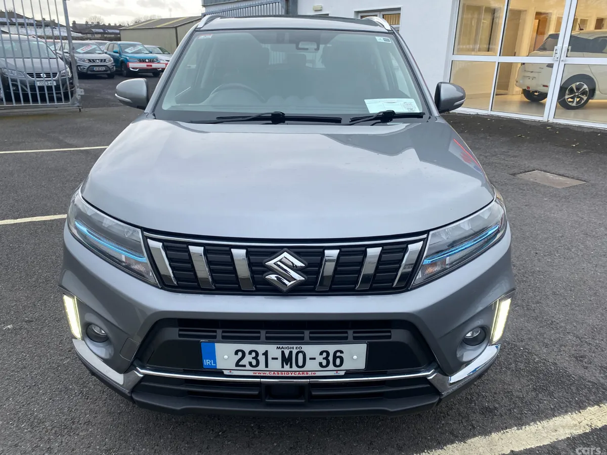Suzuki Vitara SUV, Petrol, 2023, Grey