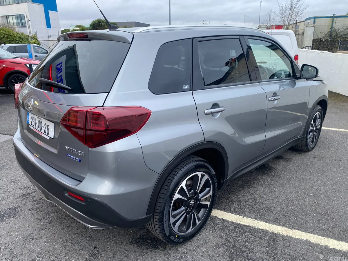 Suzuki Vitara SUV, Petrol, 2023, Grey