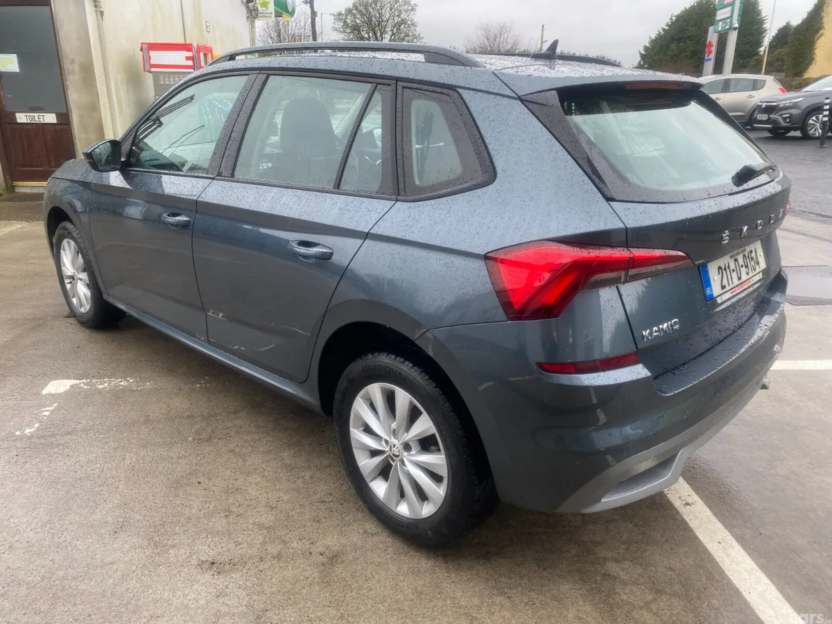 Skoda Kamiq Hatchback, Petrol, 2021, Grey