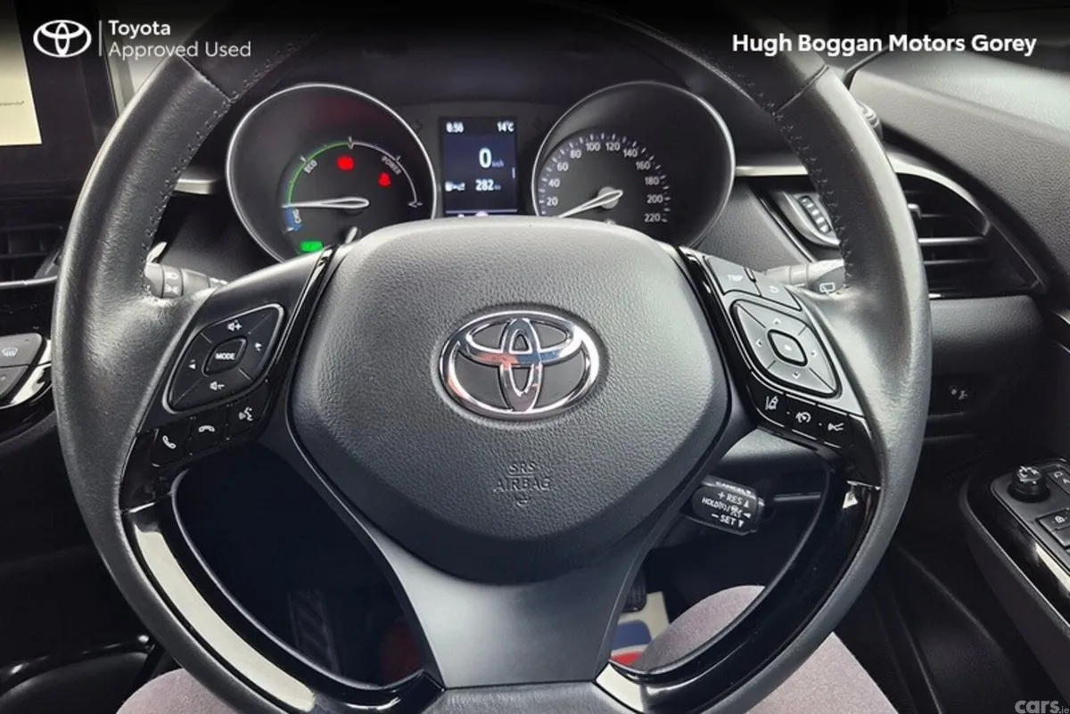 Toyota C-HR SUV, Petrol Hybrid, 2023, Grey