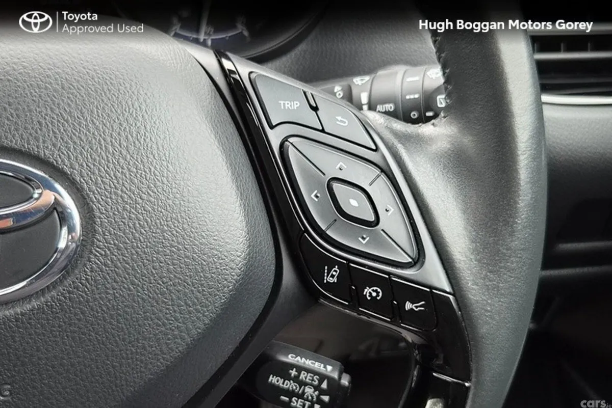 Toyota C-HR SUV, Petrol Hybrid, 2023, Grey
