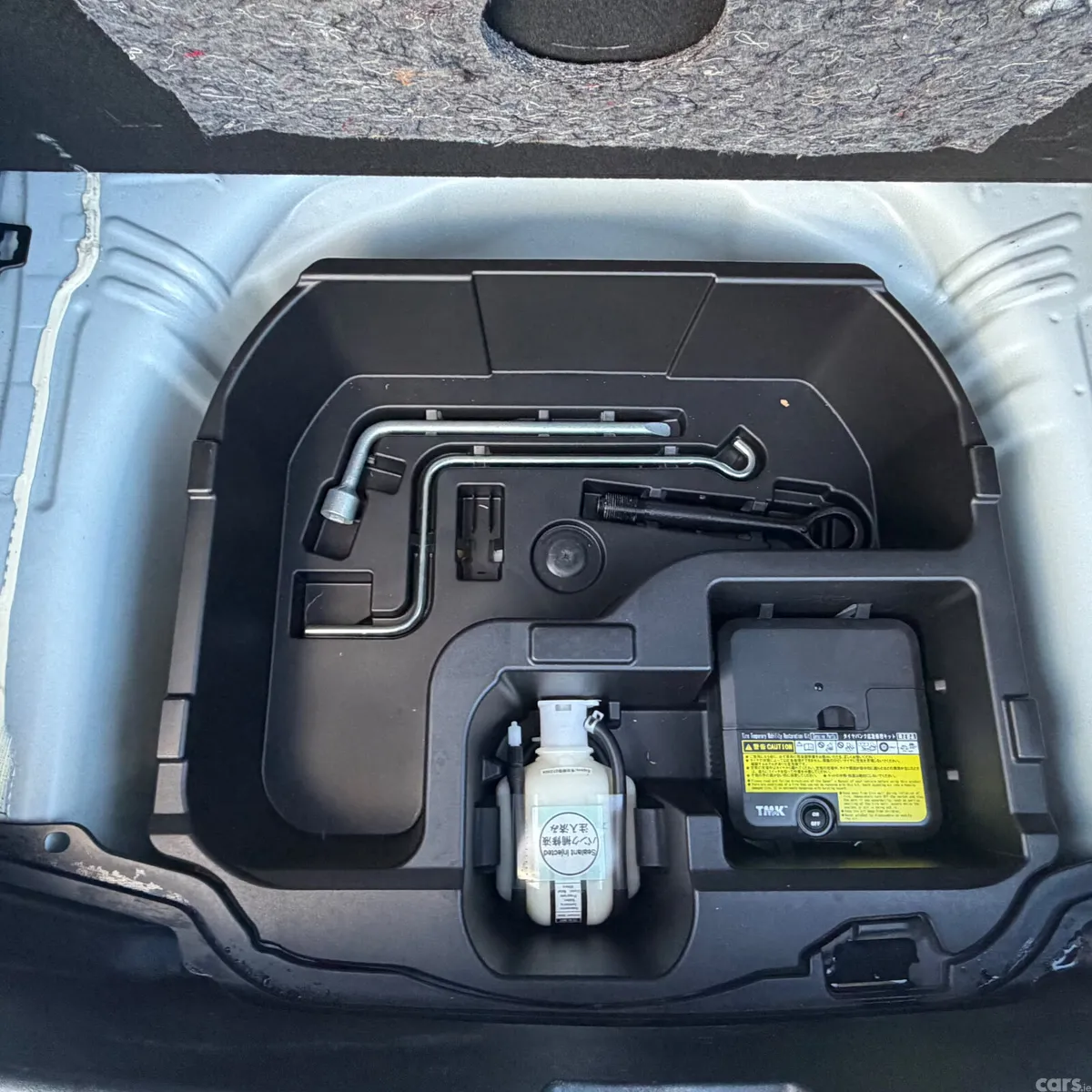 Toyota Aqua Hatchback, Petrol Hybrid, 2018, White