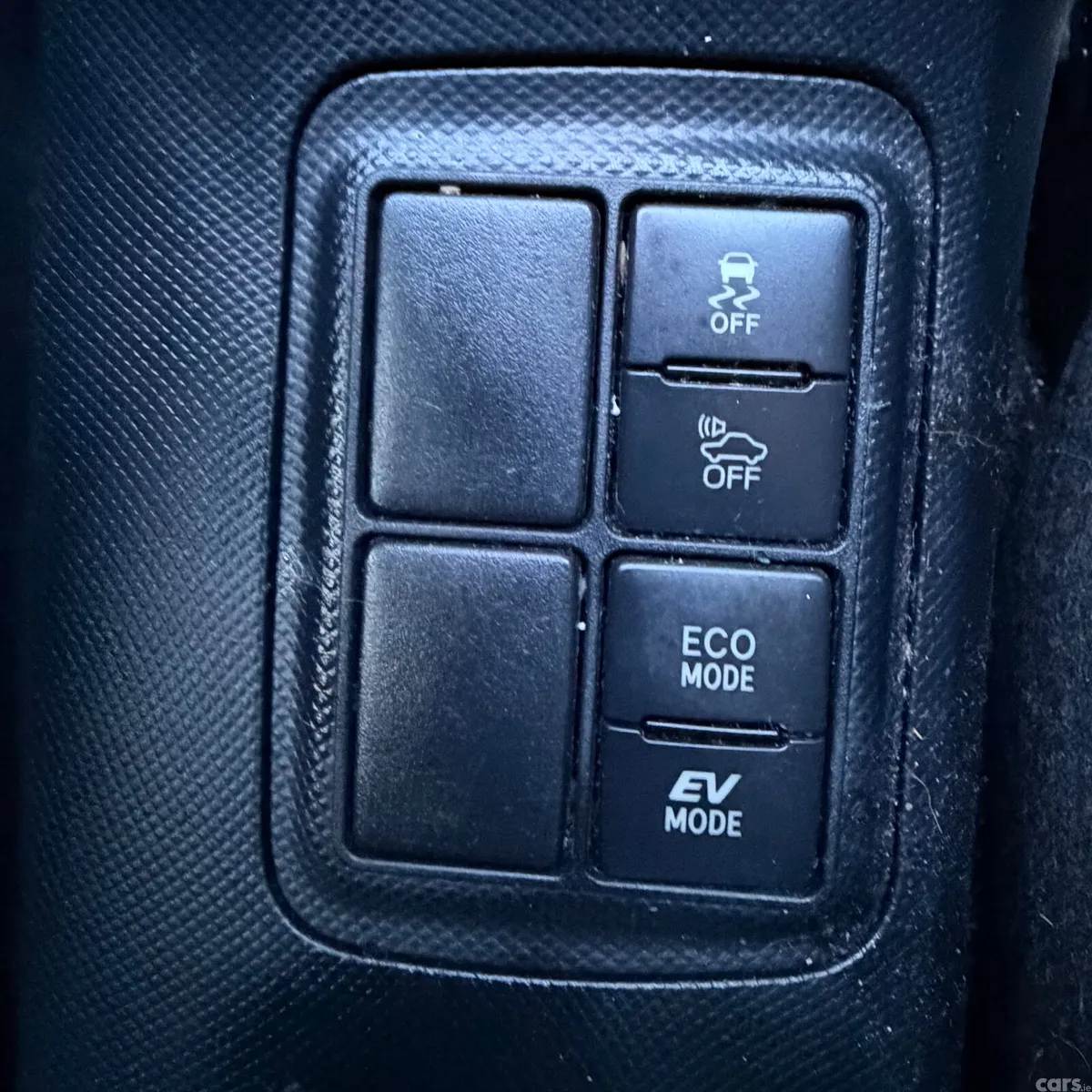 Toyota Aqua Hatchback, Petrol Hybrid, 2018, White