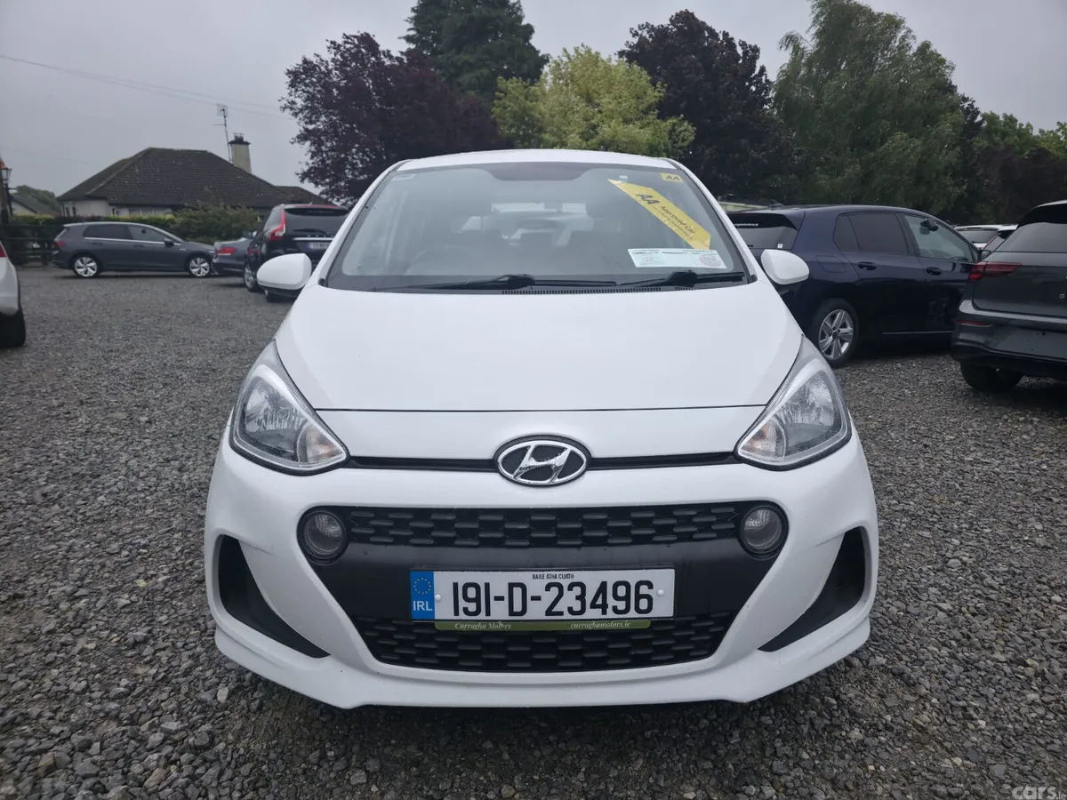 Hyundai i10 Hatchback, Petrol, 2019, White