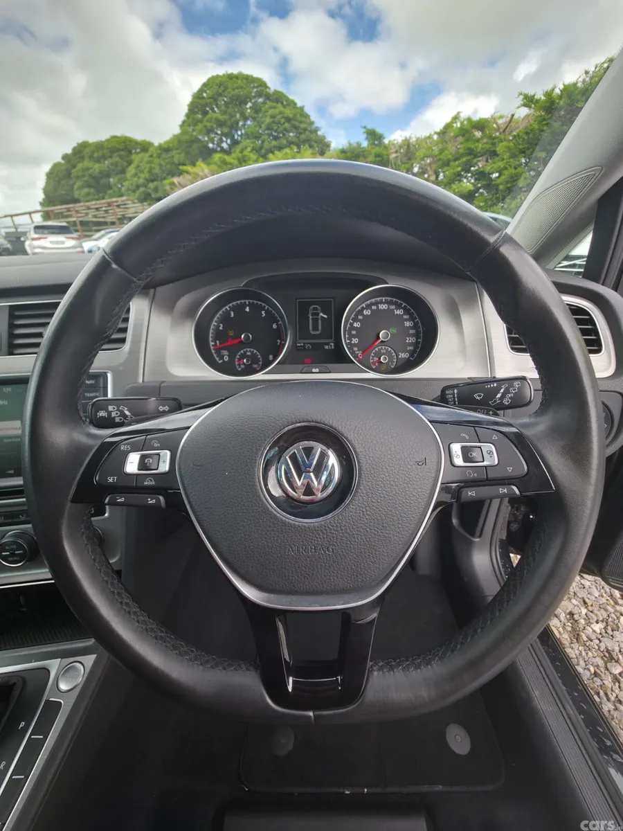 Volkswagen Golf Estate, Petrol, 2016, Black