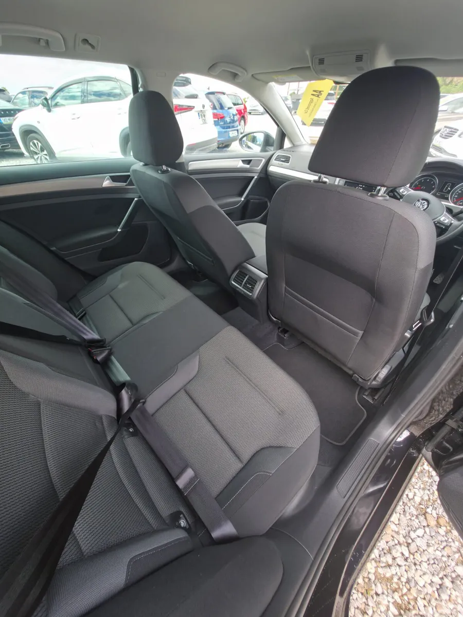 Volkswagen Golf Estate, Petrol, 2016, Black
