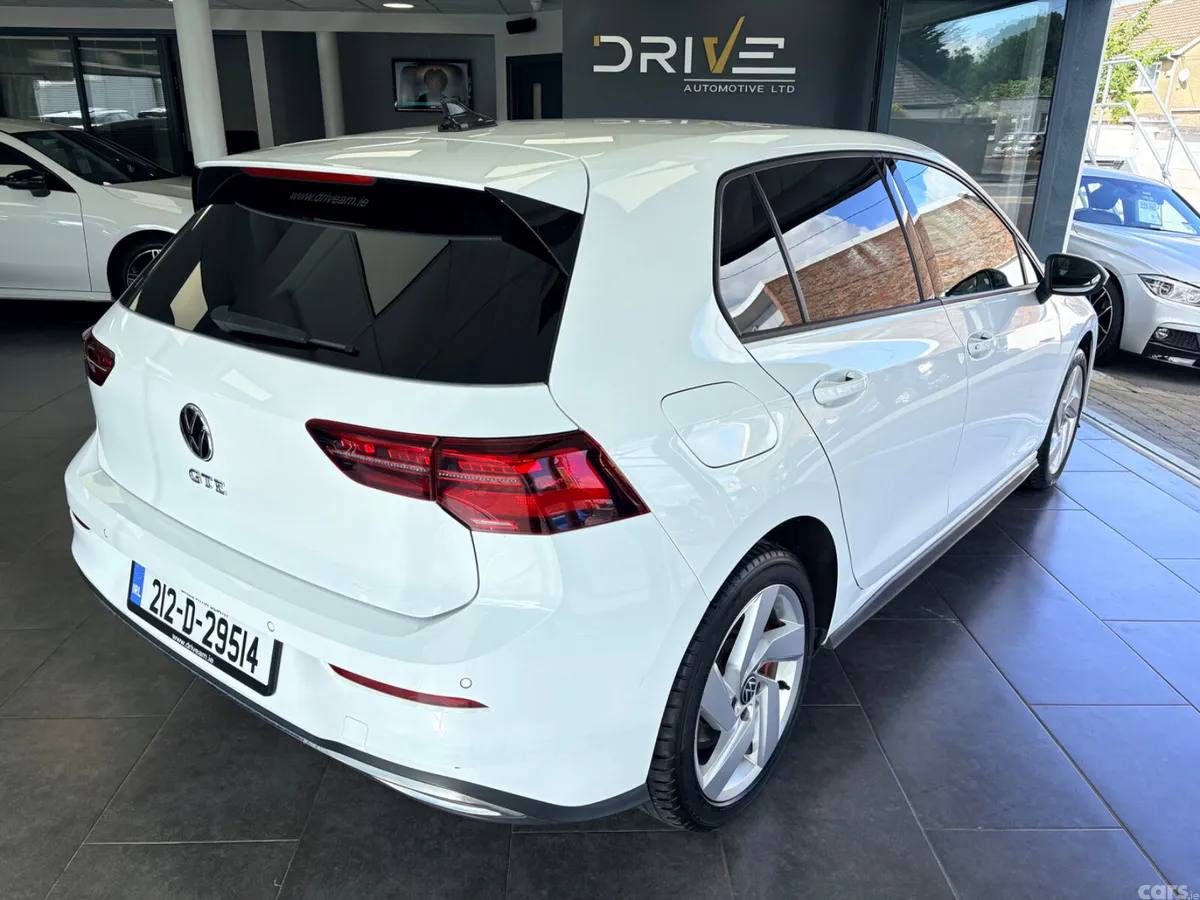 Volkswagen Golf Hatchback, Petrol Hybrid, 2021, White