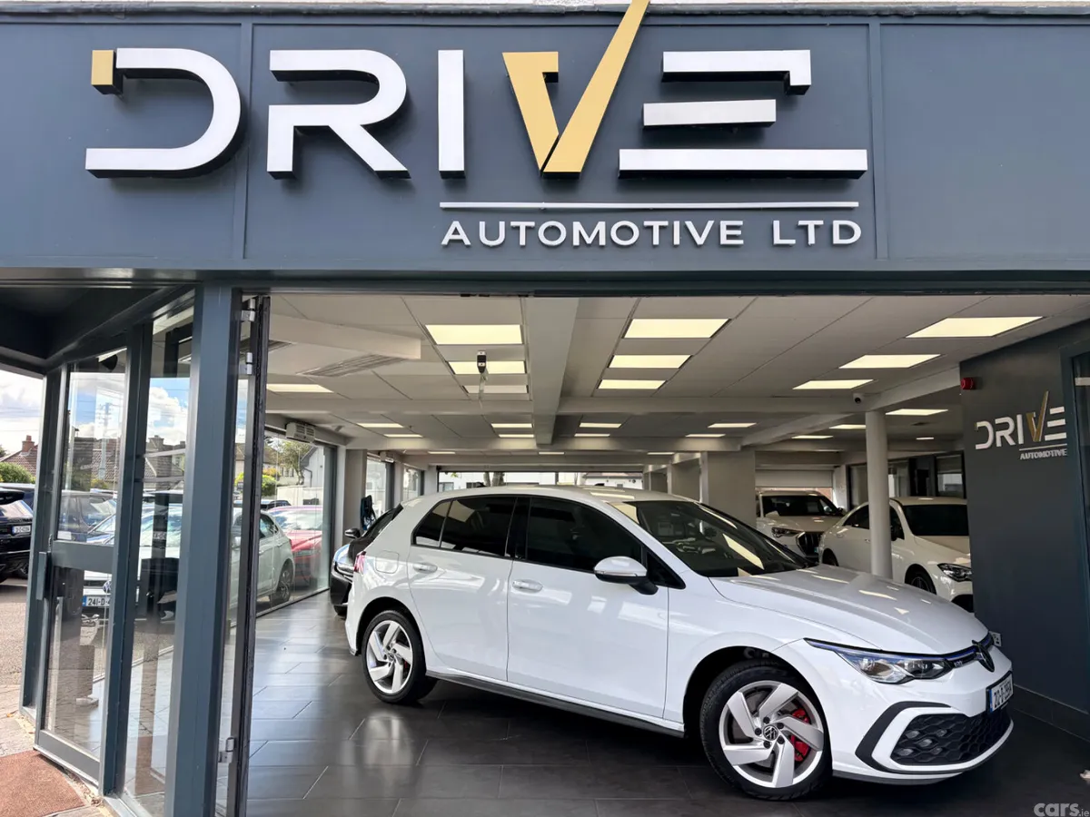 Volkswagen Golf Hatchback, Petrol Hybrid, 2021, White