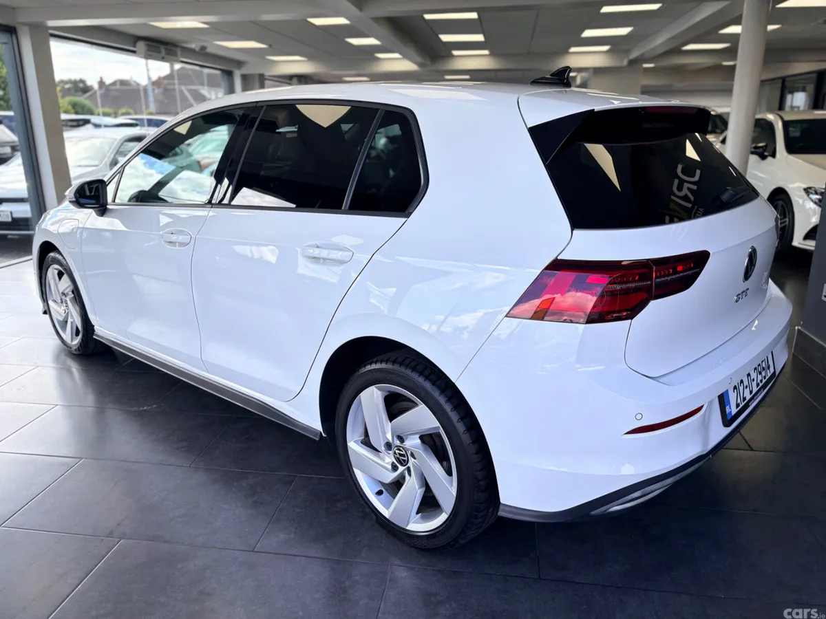 Volkswagen Golf Hatchback, Petrol Hybrid, 2021, White