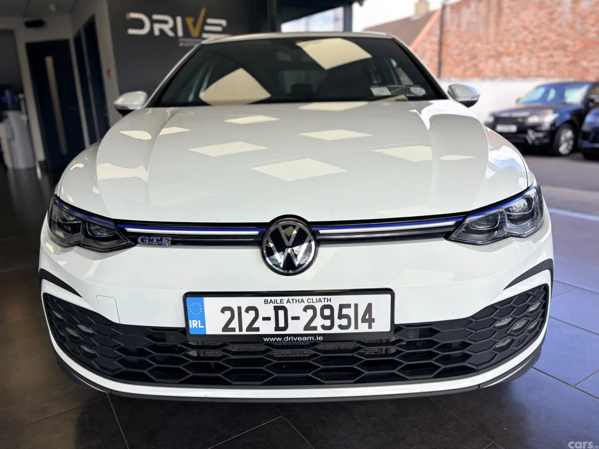 Volkswagen Golf Hatchback, Petrol Hybrid, 2021, White