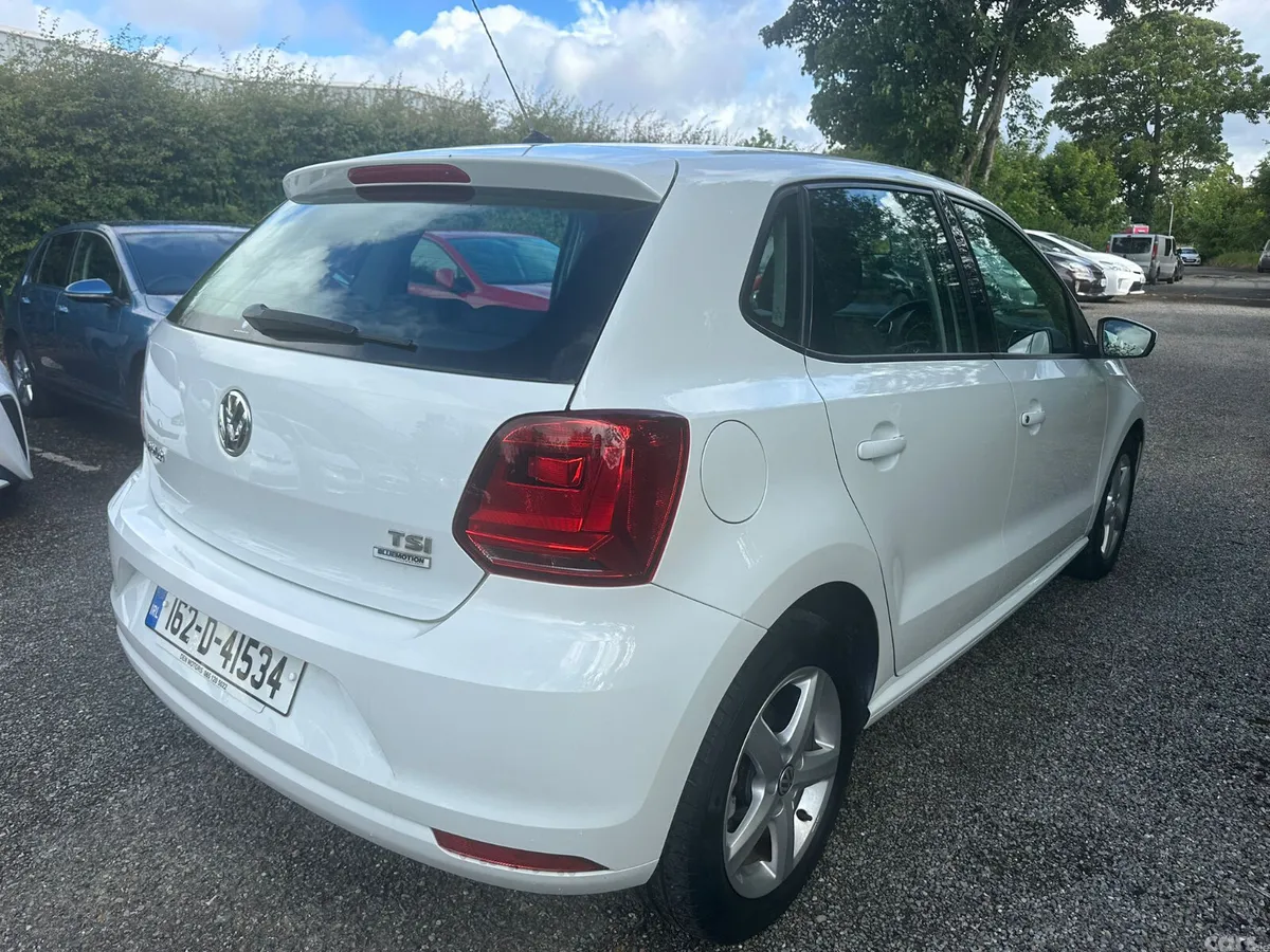 Volkswagen Polo Hatchback, Petrol, 2016, White