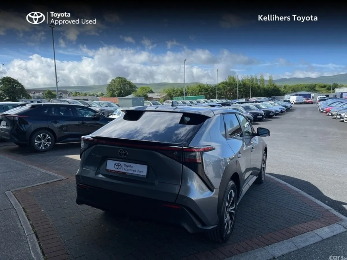 Toyota bZ4X Estate, Electric, 2023, Silver