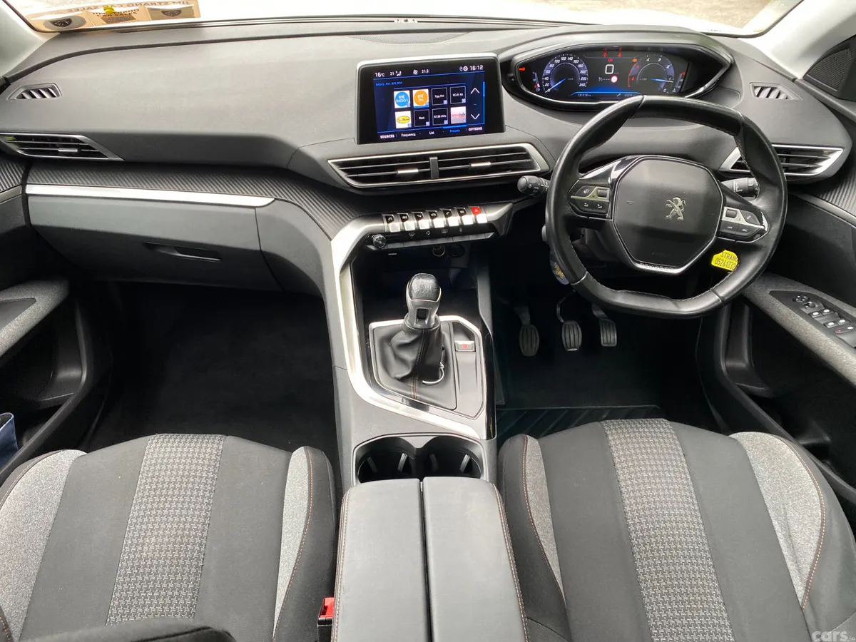 Peugeot 3008 MPV, Diesel, 2019, White