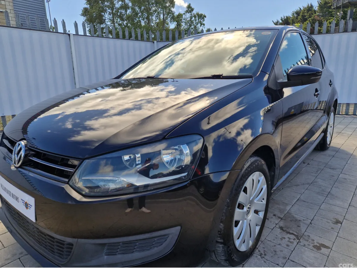 Volkswagen Polo Hatchback, Petrol, 2013, Black