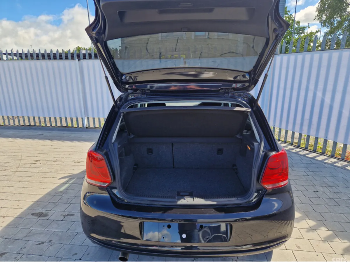 Volkswagen Polo Hatchback, Petrol, 2013, Black