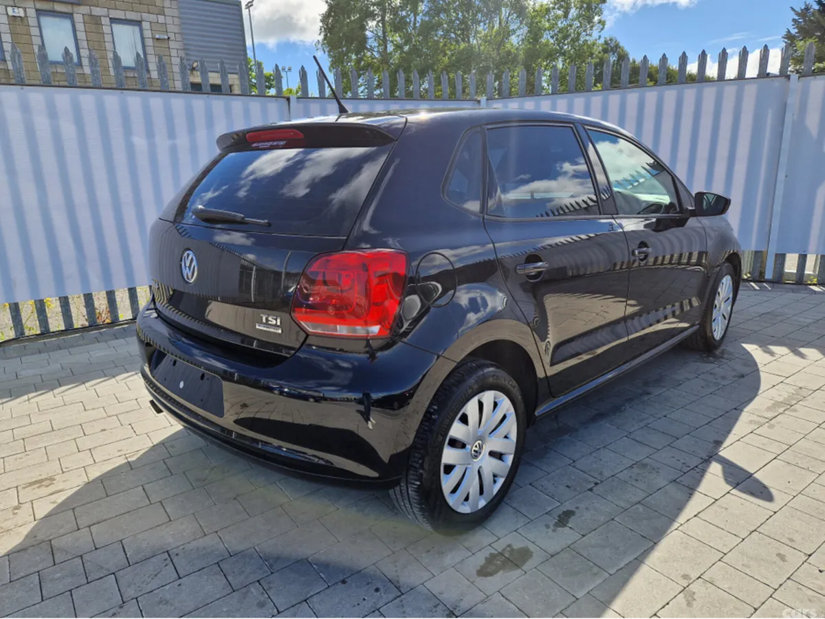 Volkswagen Polo Hatchback, Petrol, 2013, Black