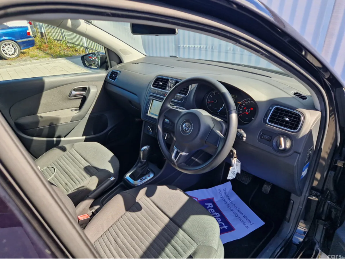 Volkswagen Polo Hatchback, Petrol, 2013, Black