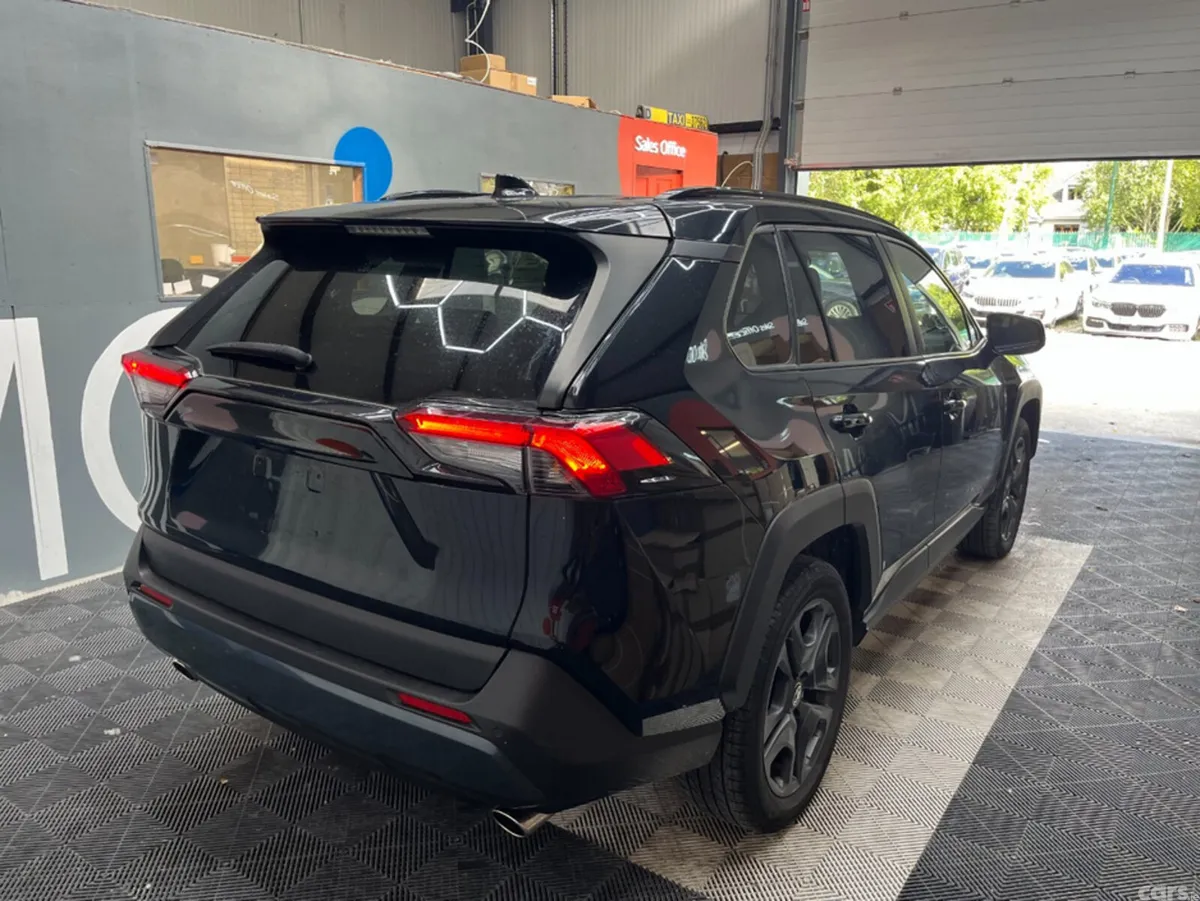 Toyota RAV4 SUV, Petrol Hybrid, 2023, Black