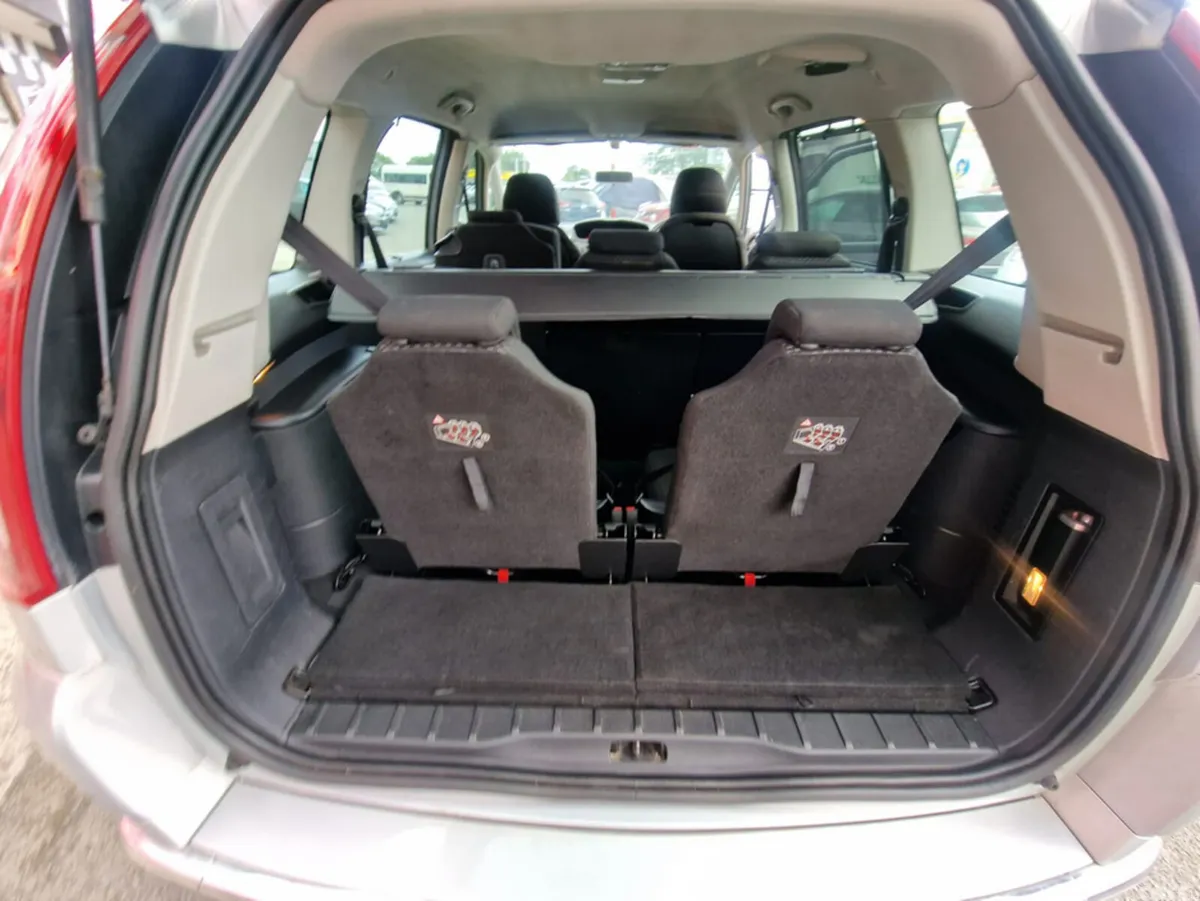 Citroen Grand C4 Picasso MPV, Diesel, 2012, Silver
