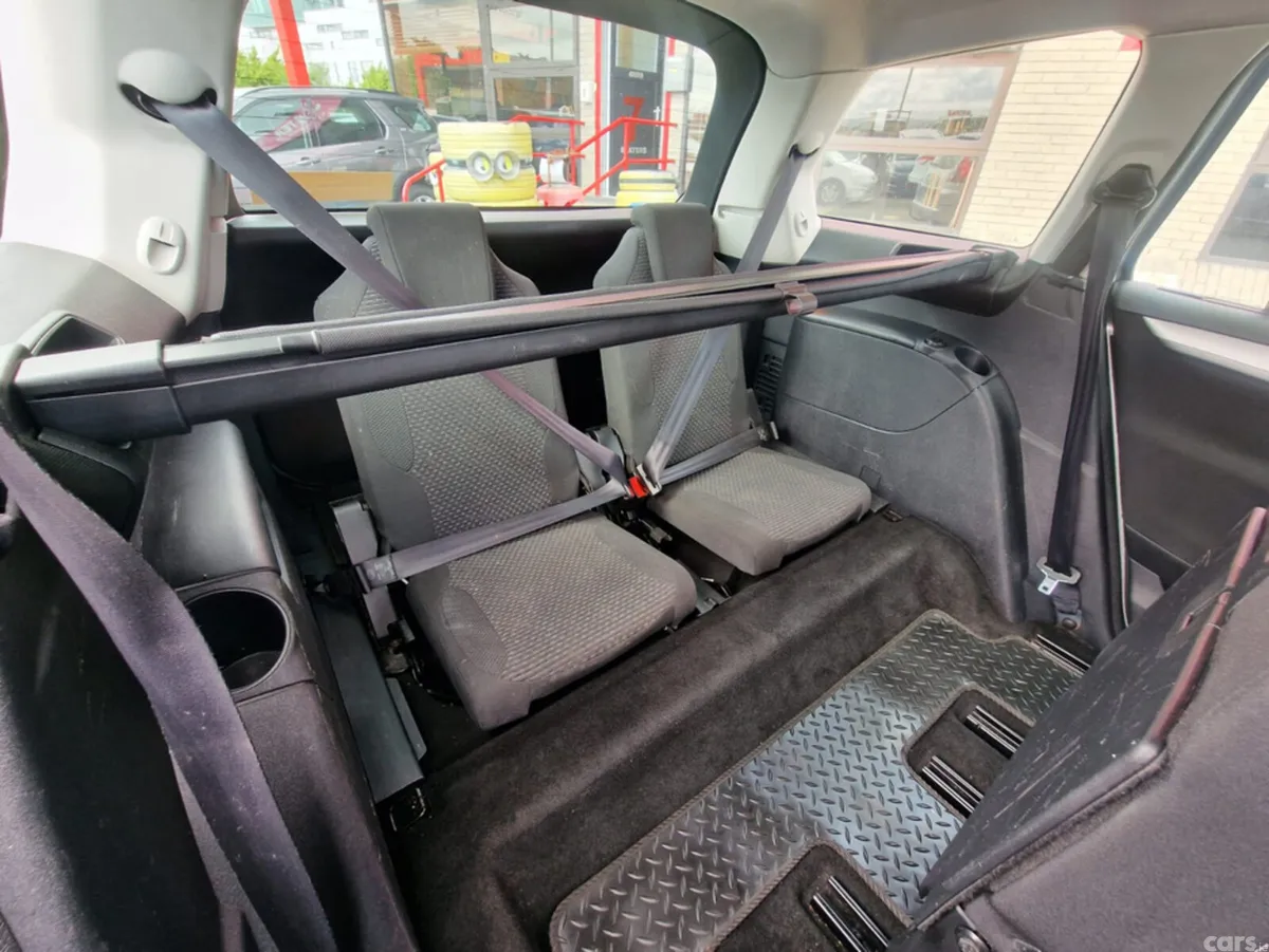 Citroen Grand C4 Picasso MPV, Diesel, 2012, Silver